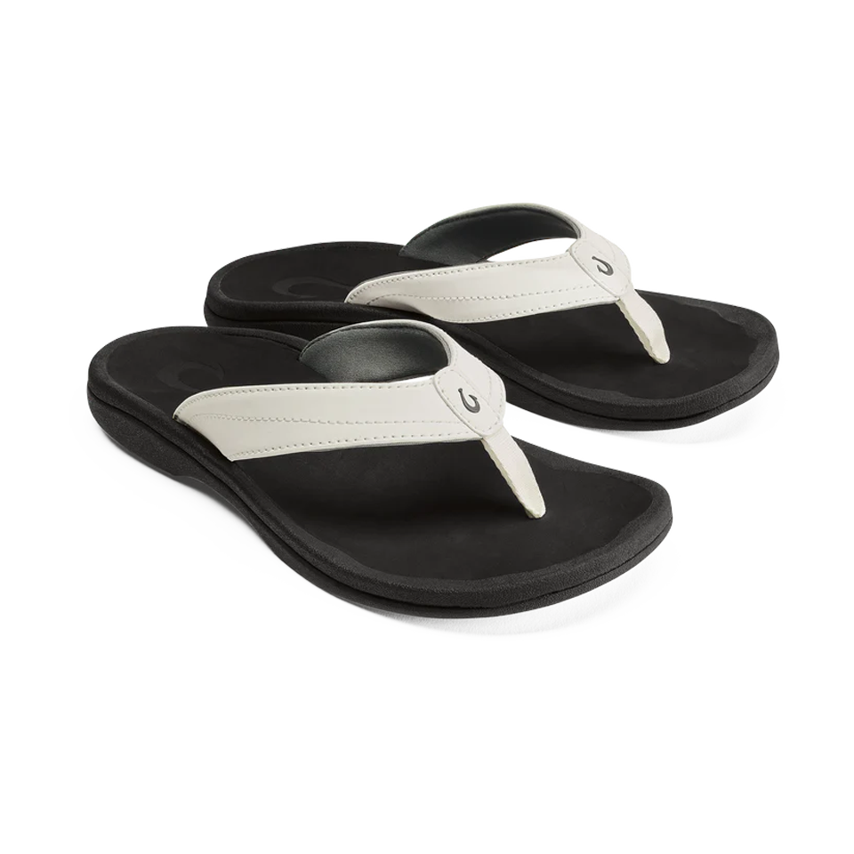 OluKai Women's 'Ohana Bright White/Black Secondary image