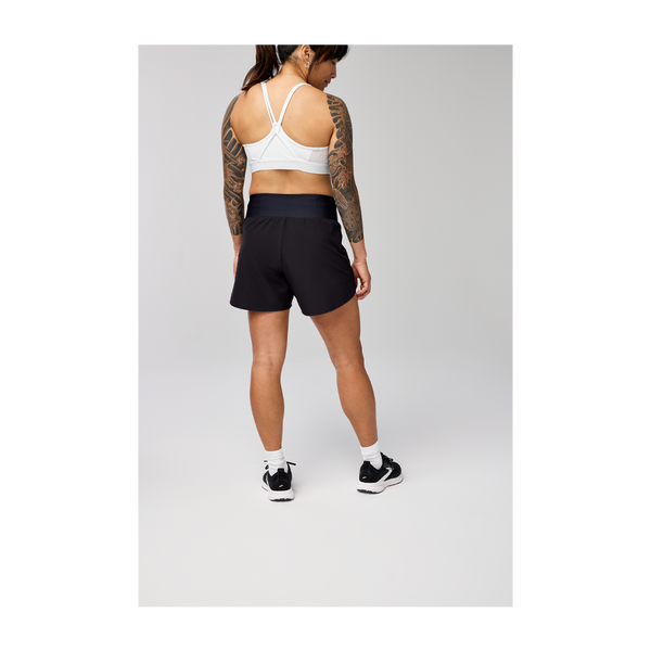 Brooks Women's Chaser 5" Short 2.0 Black