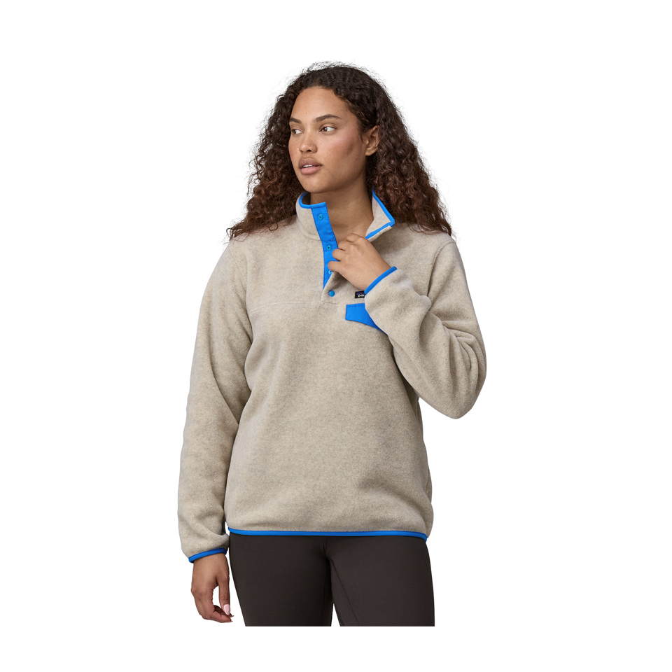 Patagonia Women s Lightweight Synchilla Snap T Fleece Pullover Oatmeal Play Stores Inc