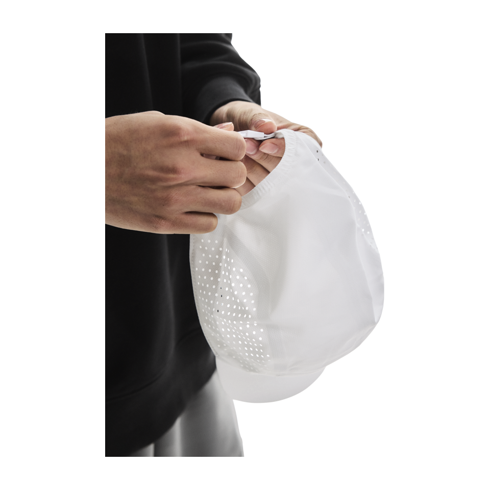 On Unisex Lightweight Cap White