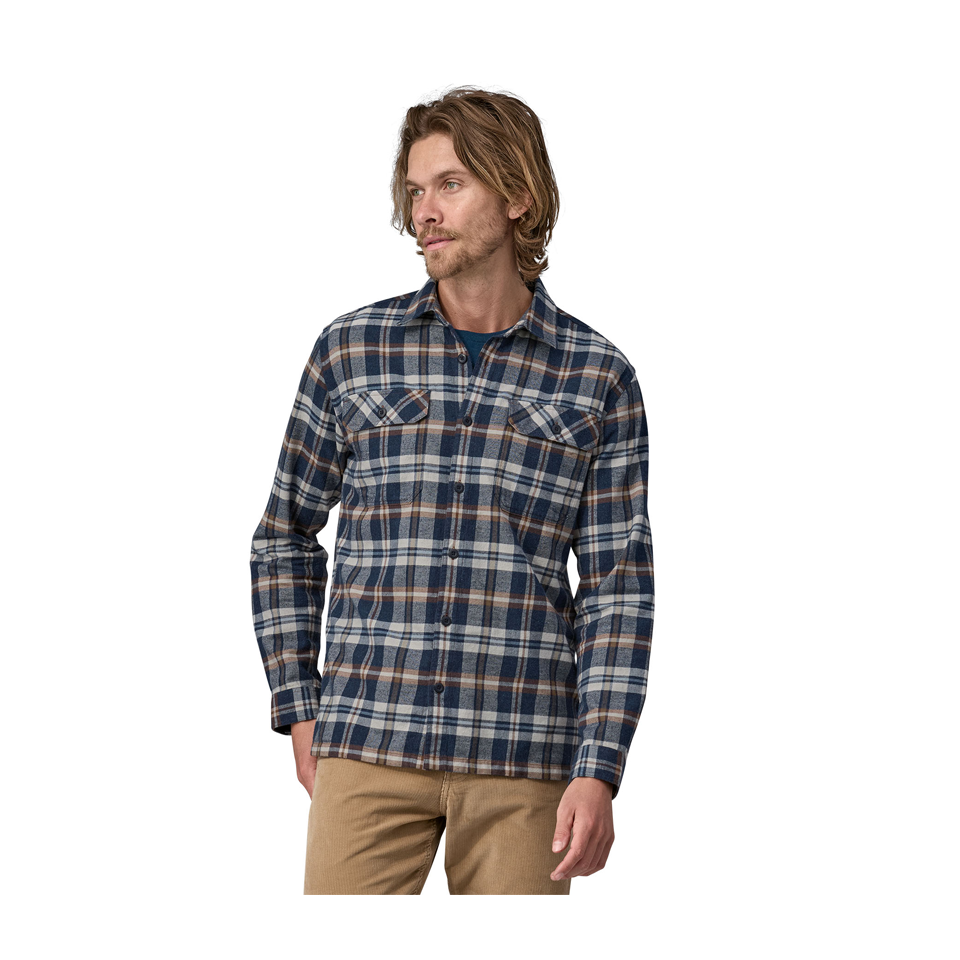 Patagonia Men's Long-Sleeved Organic Cotton Midweight Fjord Flannel Shirt Fields: New Navy