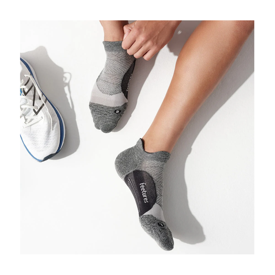 Feetures ELITE Light Cushion Tab Gray