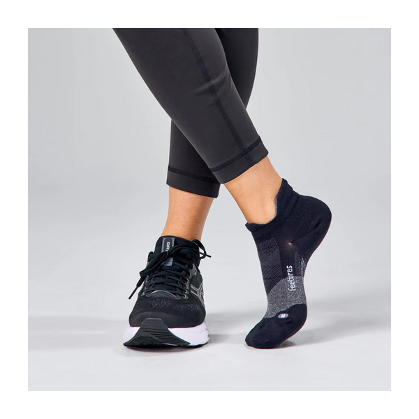 Feetures ELITE Ultra Light Tab Black