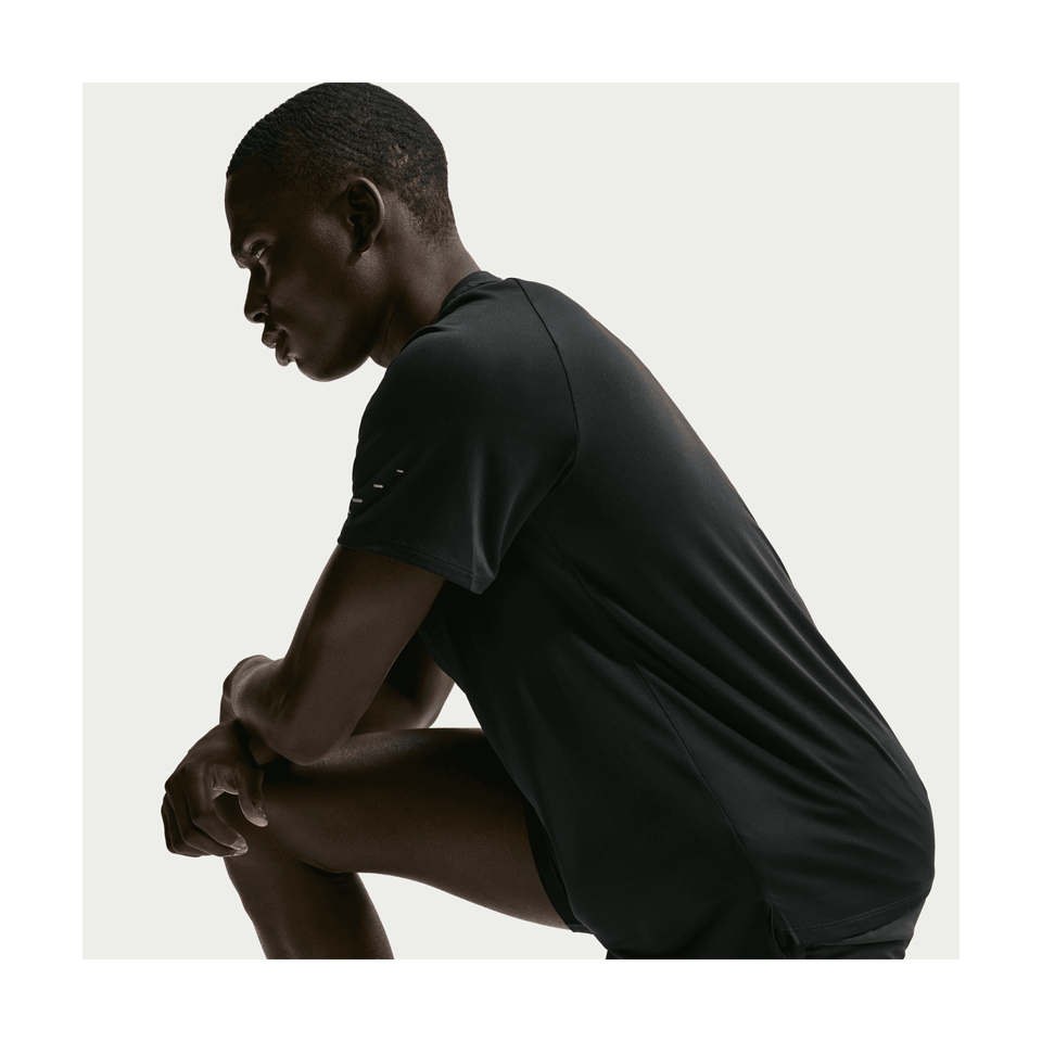 Nike Men's Stride Dri-FIT ADV Short-Sleeve Running Top Black