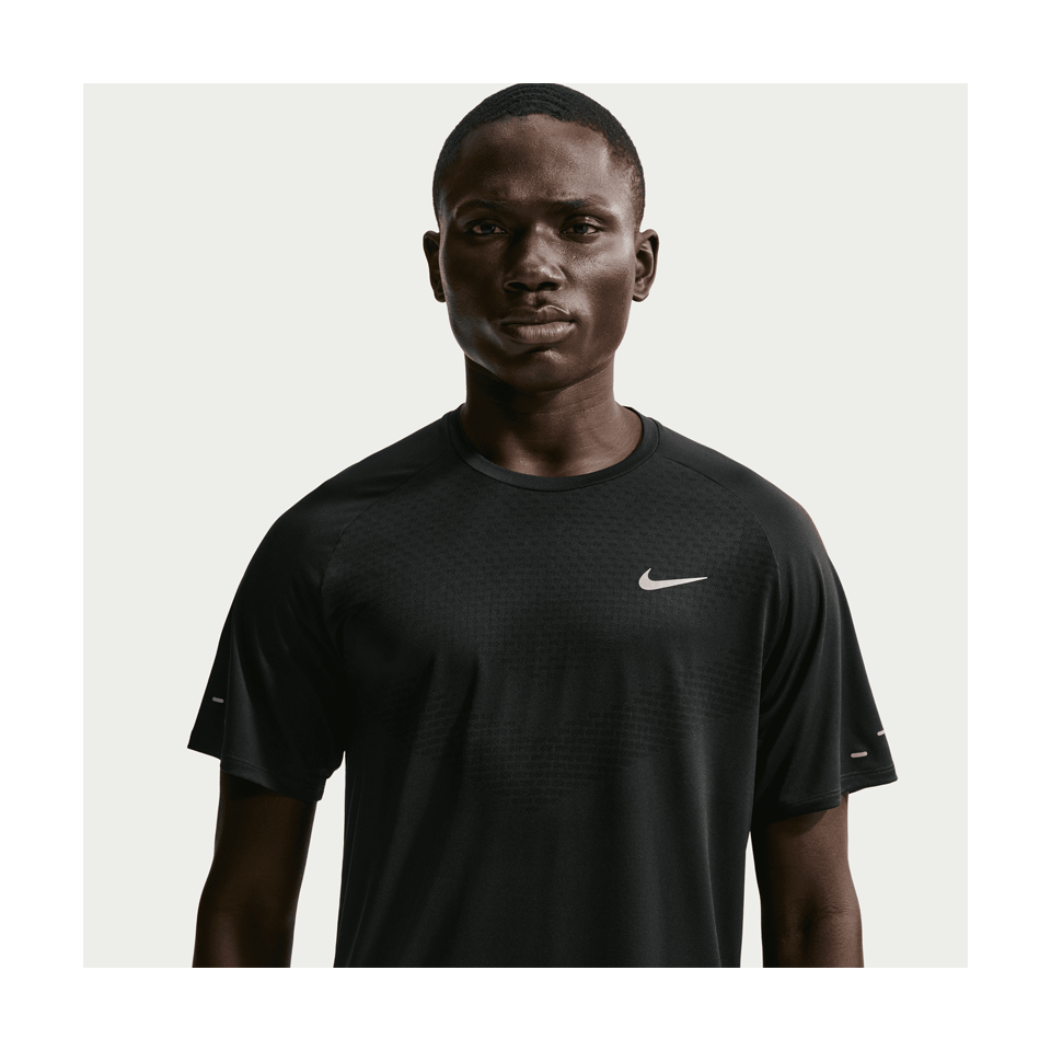 Nike Men's Stride Dri-FIT ADV Short-Sleeve Running Top Black Main image