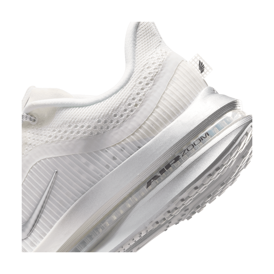 Nike Women's Pegasus Premium Summit White/Grey Fog/Black/Metallic Silver