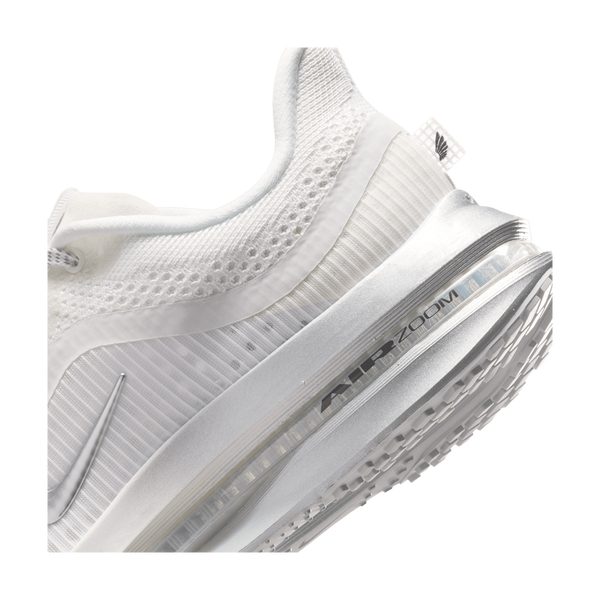 Nike Women's Pegasus Premium Summit White/Grey Fog/Black/Metallic Silver