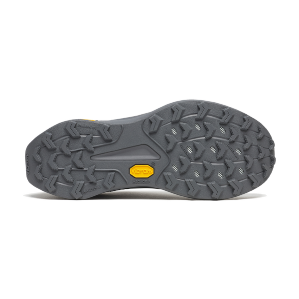 Saucony Women's Peregrine 16 Black/Carbon