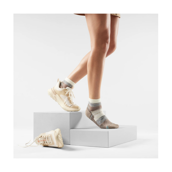 Smartwool Women's Hike Margarita Ankle Socks Light Cushion Natural