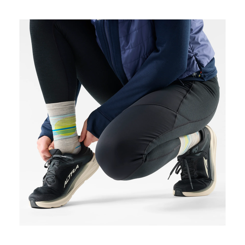 Smartwool Women's Run Cold Weather Glow Track Crew Socks Targeted Cushion Ash