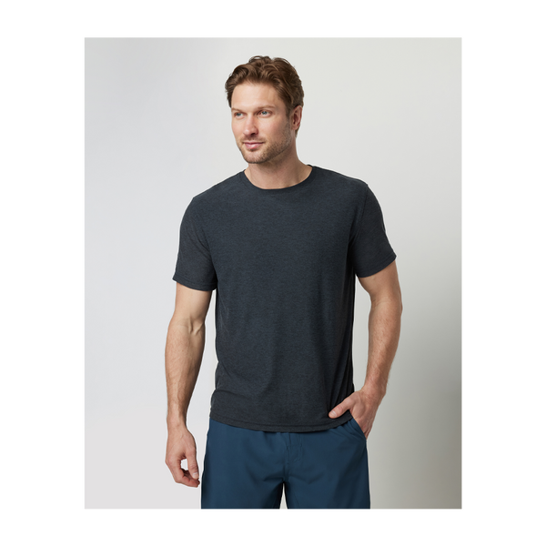 Vuori Men's Strato Tech Tee Charcoal Heather