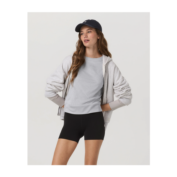 Vuori Women's Daydream Crew Light Heather Grey