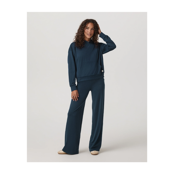 Vuori Women's Halo Modern Pullover Hoodie Blue Coast Heather