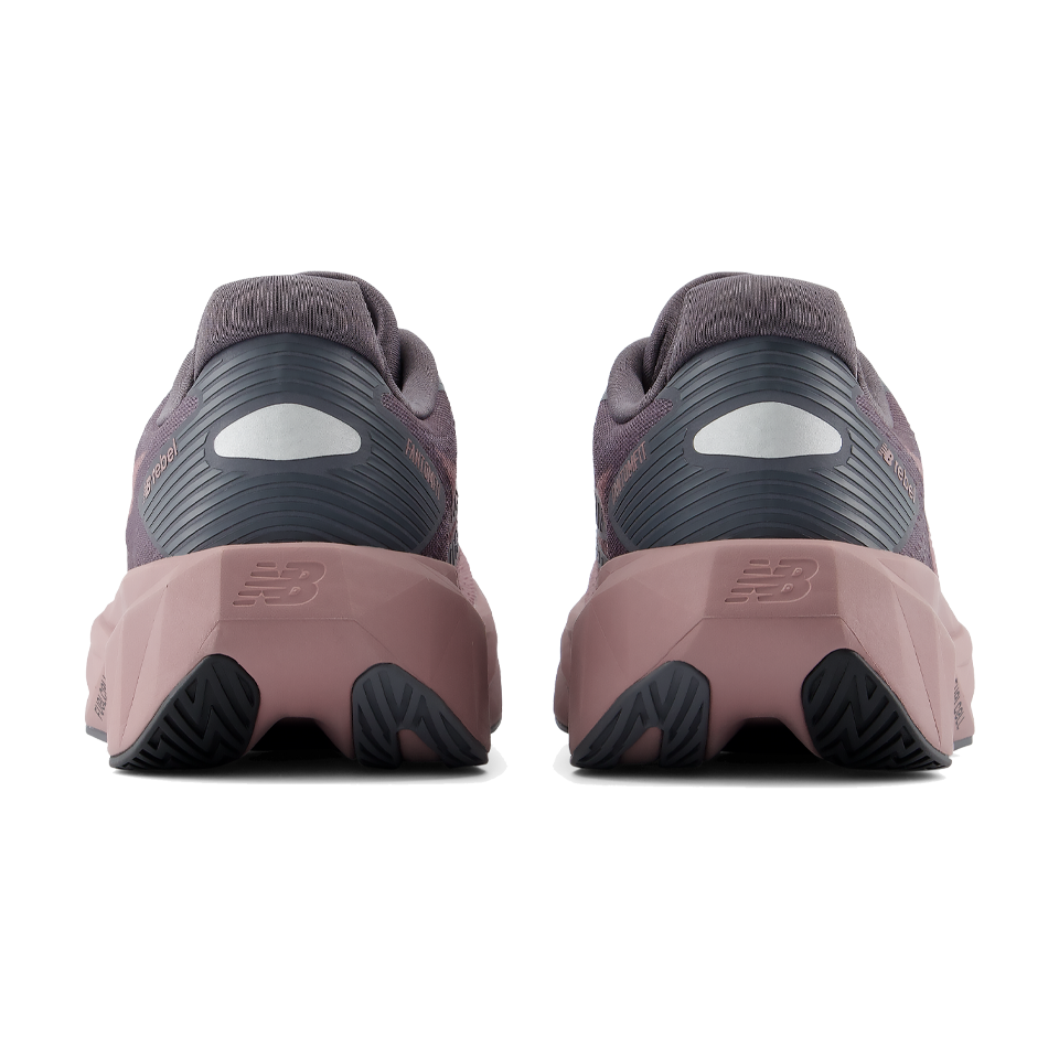 New Balance Women's FuelCell Rebel v5 Magnet/Pebble