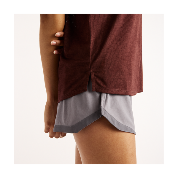 New Balance Women's RC Essential T-Shirt Cherry Leather