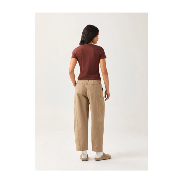 DUER Women's PurePima Slim Crew Chestnut