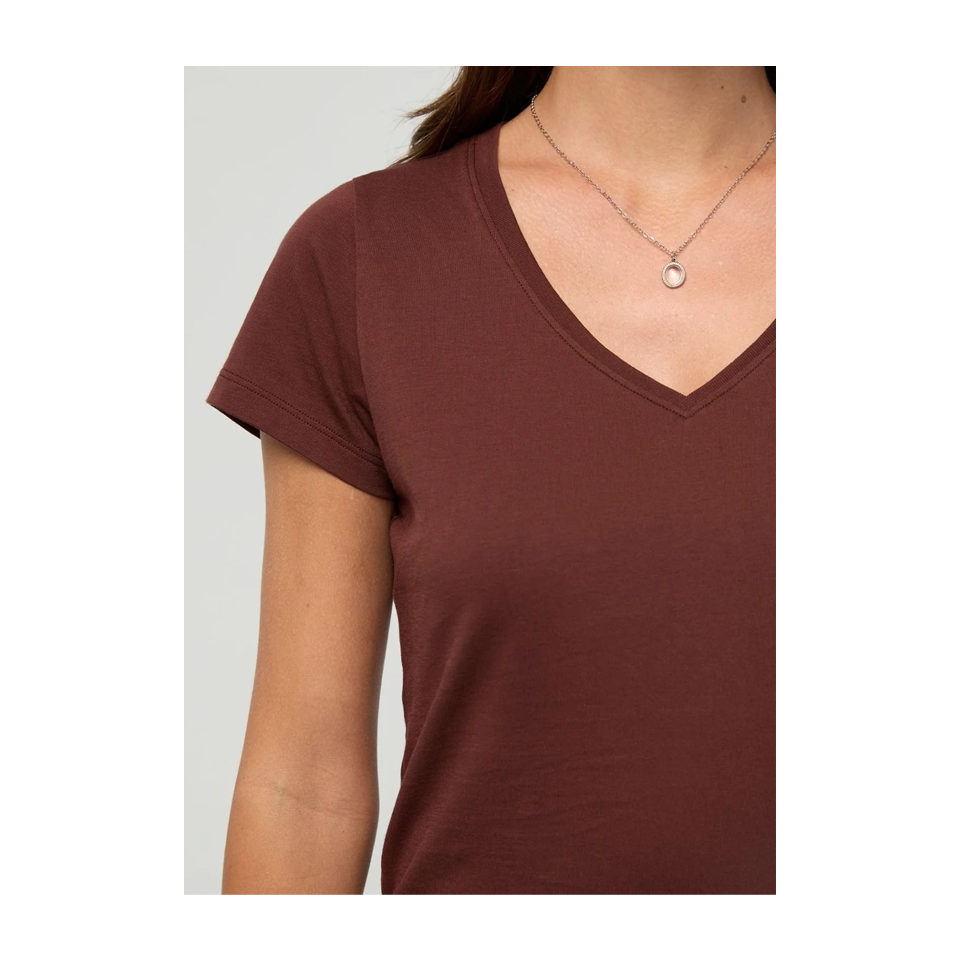 DUER Women's PurePima Slim V-Neck Chestnut