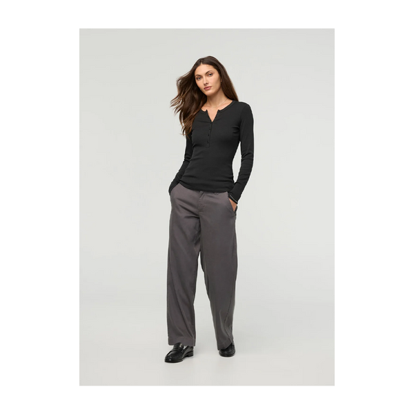 DUER Women's Ribbed Pima Long Sleeve Henley Black