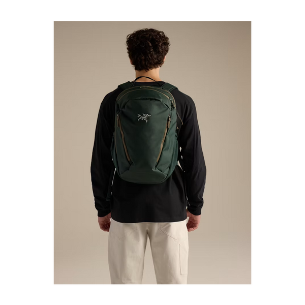 Arc'teryx Mantis 26 Backpack Dark Jade/Mongoose
