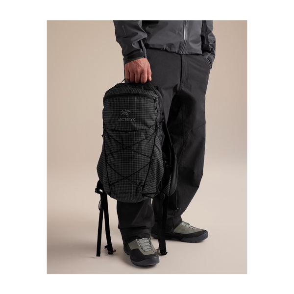 Arc'teryx Aerios 18 Backpack Black
